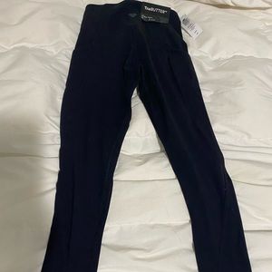 Womens Black Aritzia leggings with pockets XS